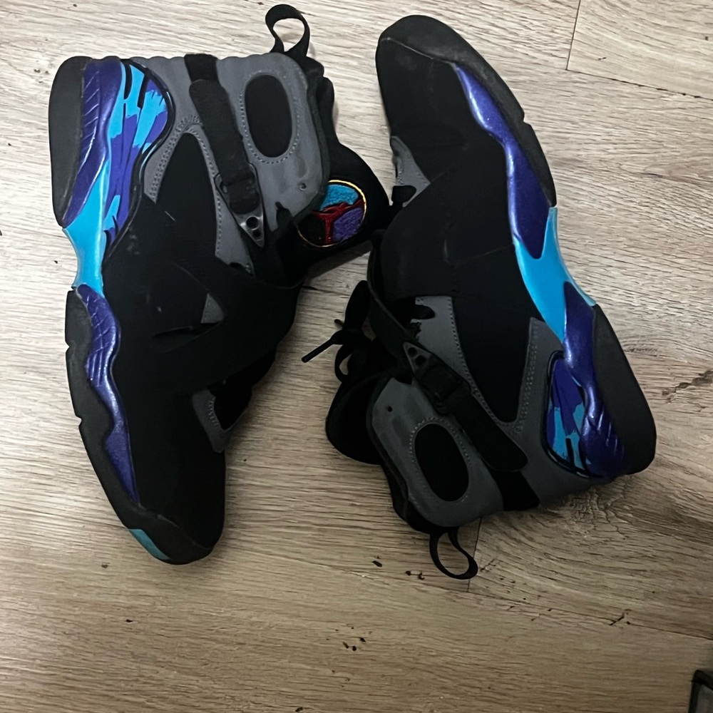 Jordan Aqua 8